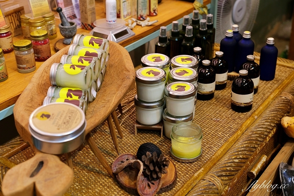 泰國普吉島｜Lard Yai 大坡夜市，普吉島週日限定夜市，街道建築感受濃濃葡式風情 @飛天璇的口袋