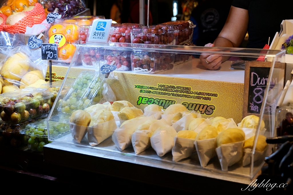 泰國普吉島｜Lard Yai 大坡夜市，普吉島週日限定夜市，街道建築感受濃濃葡式風情 @飛天璇的口袋