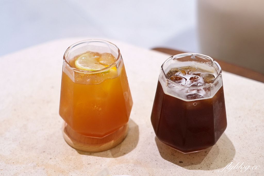 台北大安|時飴 Approprie 仁愛圓環店,旗艦店終於有內用,朋友推薦台北最好吃的千層蛋糕 @飛天璇的口袋 台北大安|時飴 Approprie 仁愛圓環店,旗艦店終於有內用,朋友推薦台北最好吃的千層蛋糕 @飛天璇的口袋