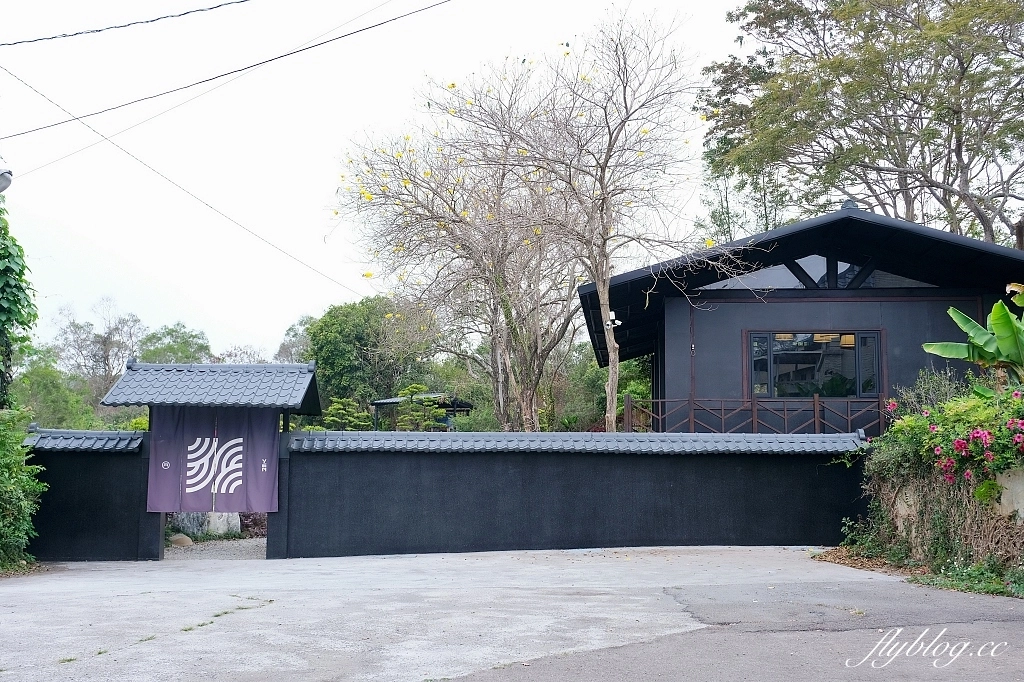 台中北屯｜枯山円敷 YEN KARESAN，隱身大坑山區的預約制餐廳，黑色侘寂風日式庭園建築 @飛天璇的口袋