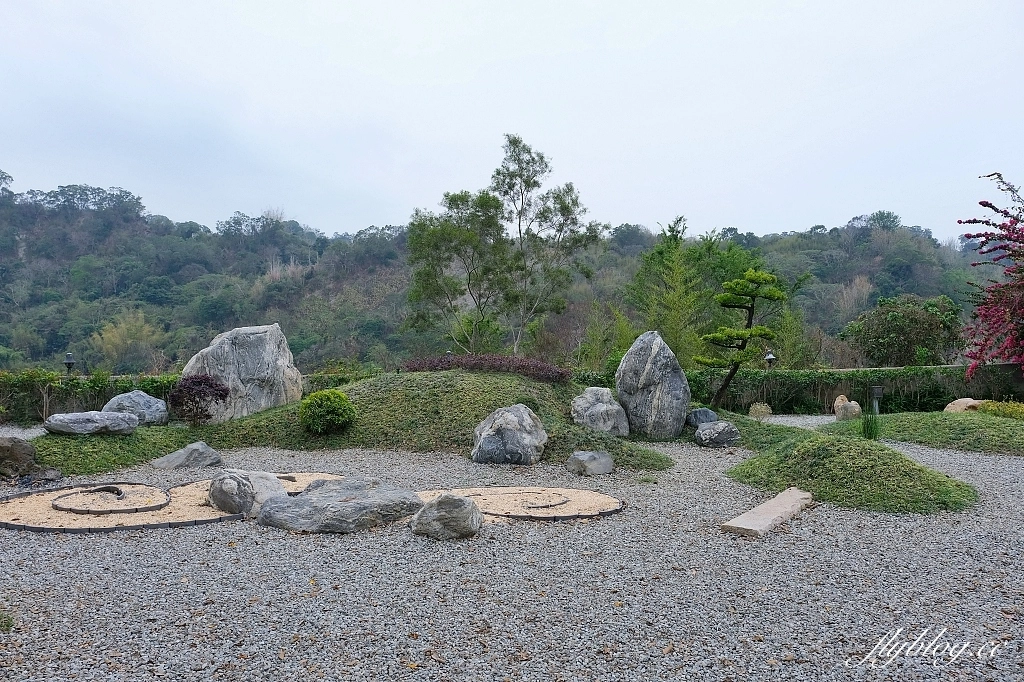 台中北屯｜枯山円敷 YEN KARESAN，隱身大坑山區的預約制餐廳，黑色侘寂風日式庭園建築 @飛天璇的口袋