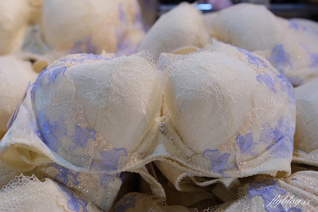 台中中區｜2023曼黛瑪璉&瑪登瑪朵內衣特賣，經典熱銷款買一送一，內衣3件3折起，滿額再送收納包組 @飛天璇的口袋
