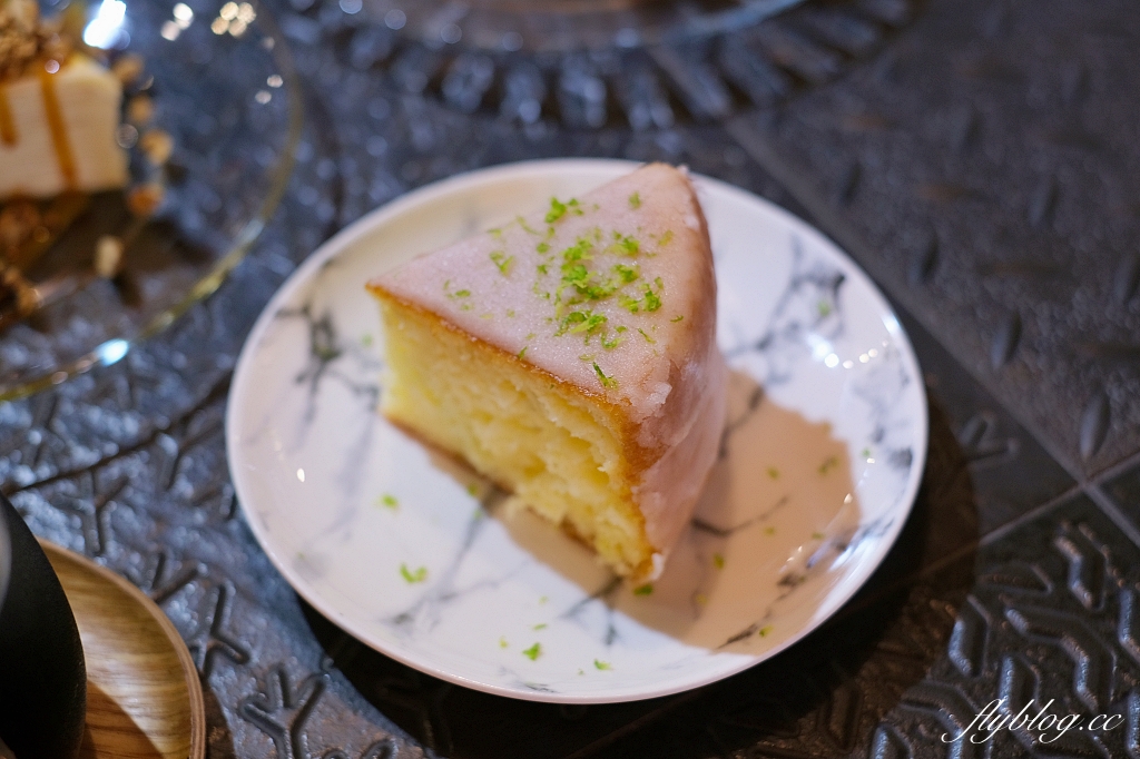 台中北區｜玖安飛飛 Coffee & Makeup，咖啡師和彩妝師的甜點店，中醫商圈復合式咖啡館 @飛天璇的口袋