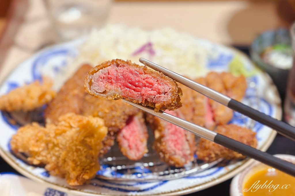 台中東區｜京都勝牛，來自日本現炸60秒的美味，台中第一間在LaLaport北館 @飛天璇的口袋