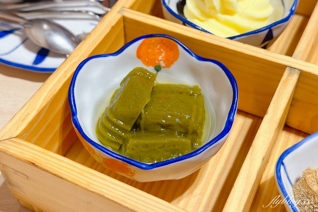 台中東區｜京都勝牛，來自日本現炸60秒的美味，台中第一間在LaLaport北館 @飛天璇的口袋