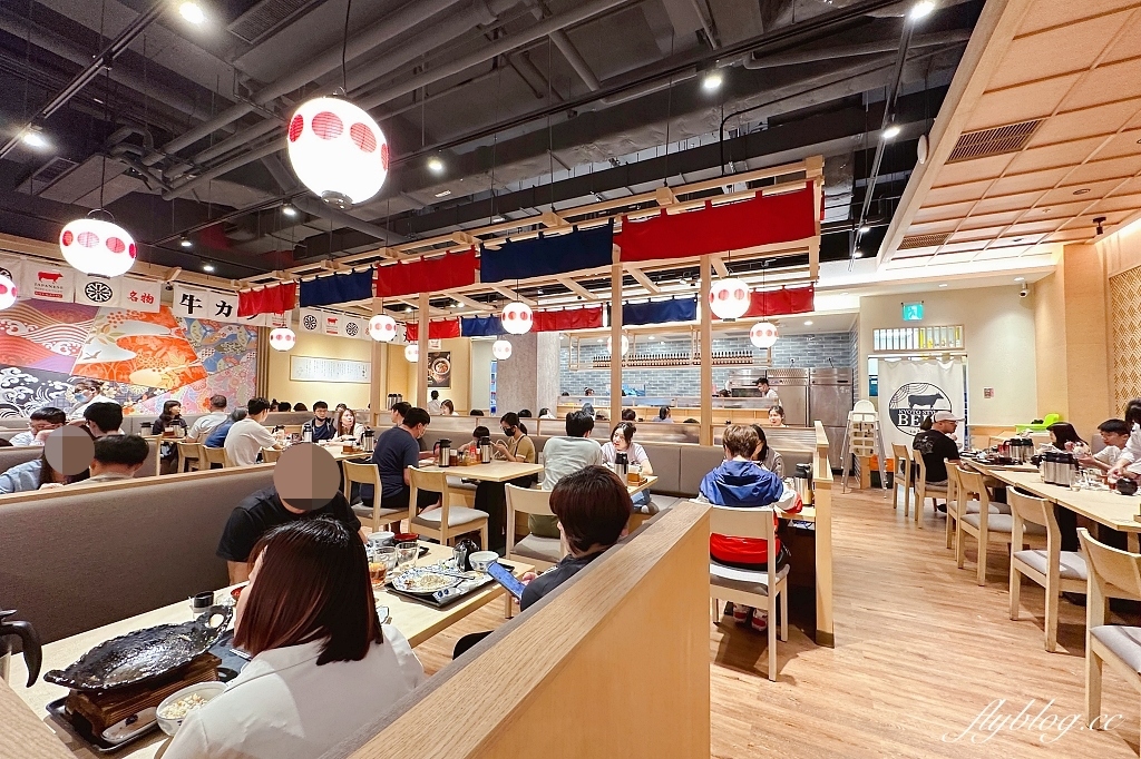 台中東區｜京都勝牛，來自日本現炸60秒的美味，台中第一間在LaLaport北館 @飛天璇的口袋