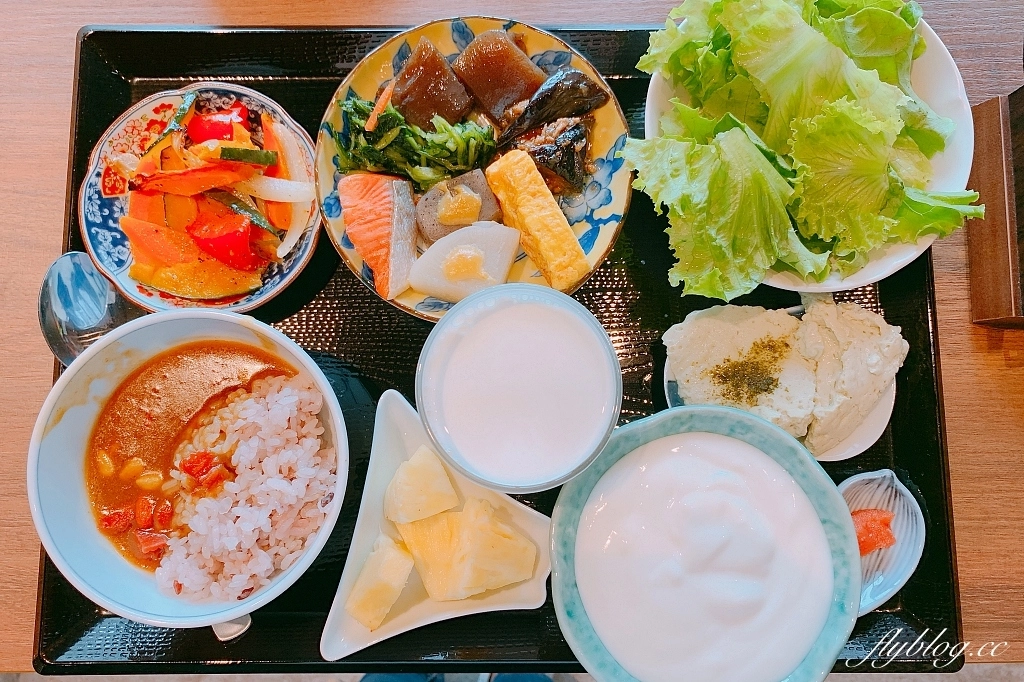 日本京都｜VIA INN飯店 京都站八條口，京都車站走路2分鐘，自助早餐吧非常豐富 @飛天璇的口袋