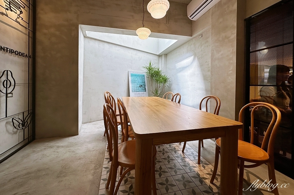 台北內湖｜The Antipodean Specialty Coffee．台北人氣澳式早午餐，必點皇后大早餐 @飛天璇的口袋