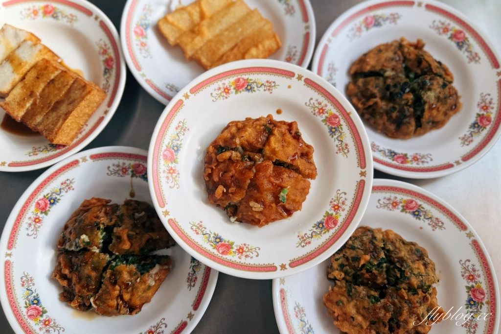 台中清水｜清水白燒炸粿．清水人推薦的必吃美食，有分早上場和下午場 @飛天璇的口袋