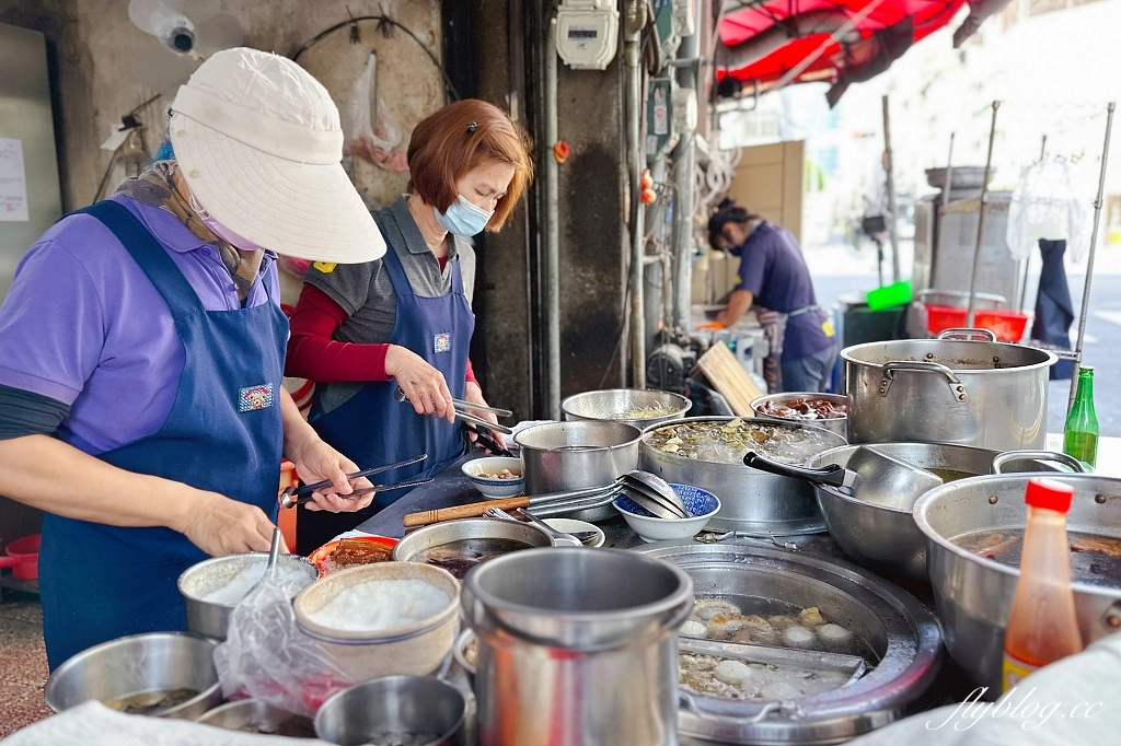台中西區｜松哥拉仔麵．傳承50年老字號第三代，網友推薦台中五廊街炒麵 @飛天璇的口袋
