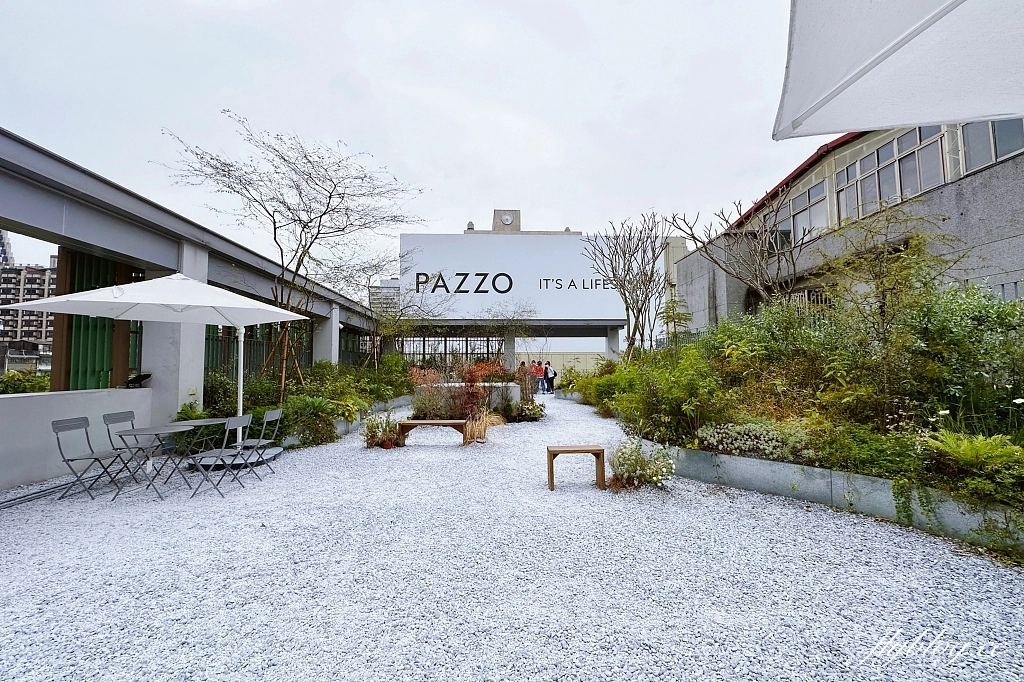 台北信義｜BRUN不然-信義店．台北森林系早午餐，陽台舒適用餐空間 @飛天璇的口袋