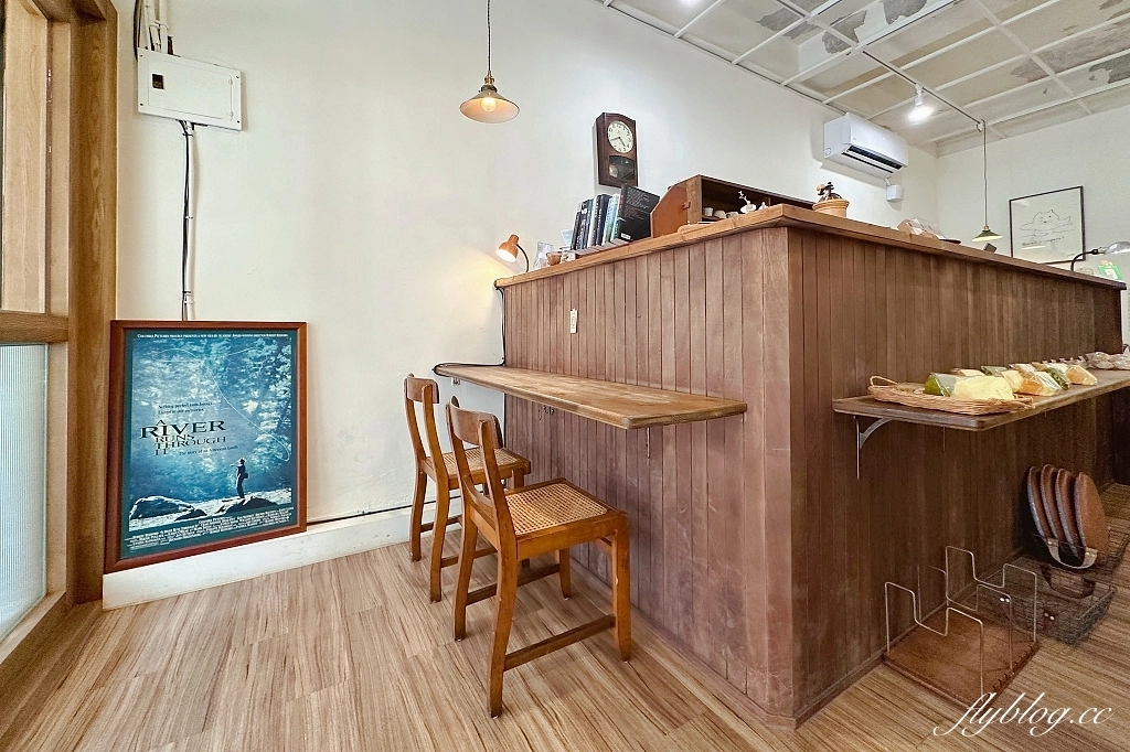 台中南屯｜小麥菓子南光店．台中人氣戚風蛋糕店，近台中烏日高鐵站 @飛天璇的口袋