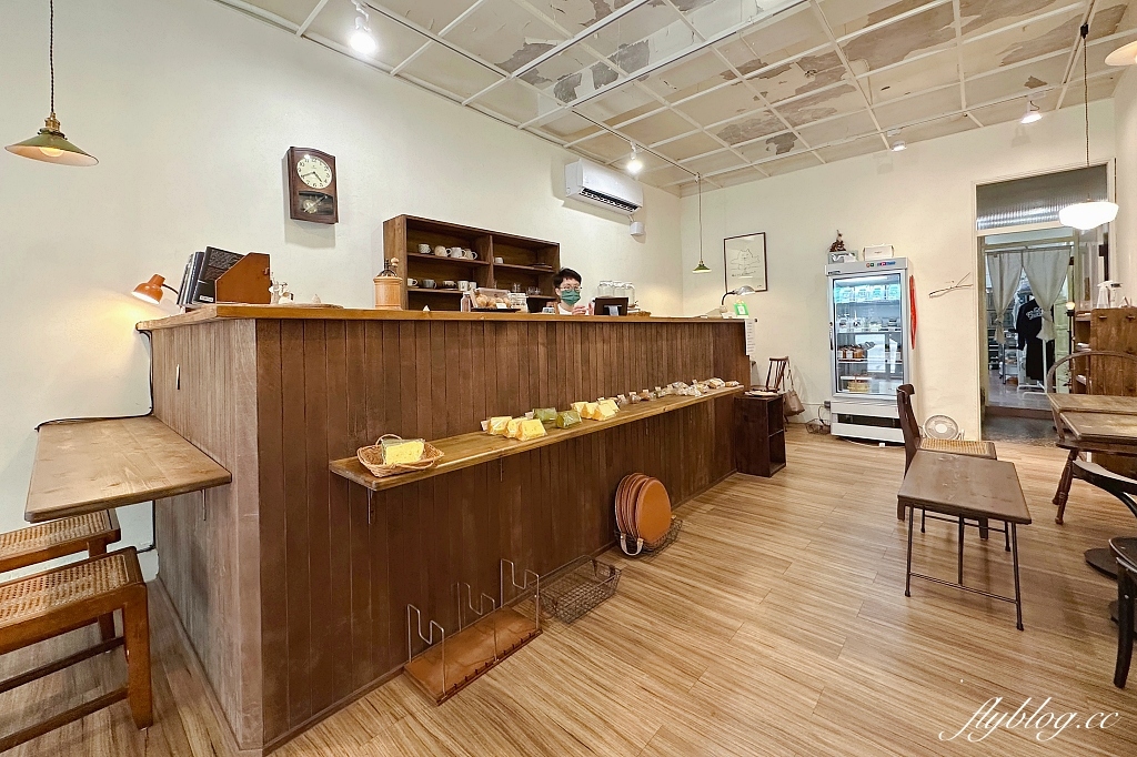 台中南屯｜小麥菓子南光店．台中人氣戚風蛋糕店，近台中烏日高鐵站 @飛天璇的口袋