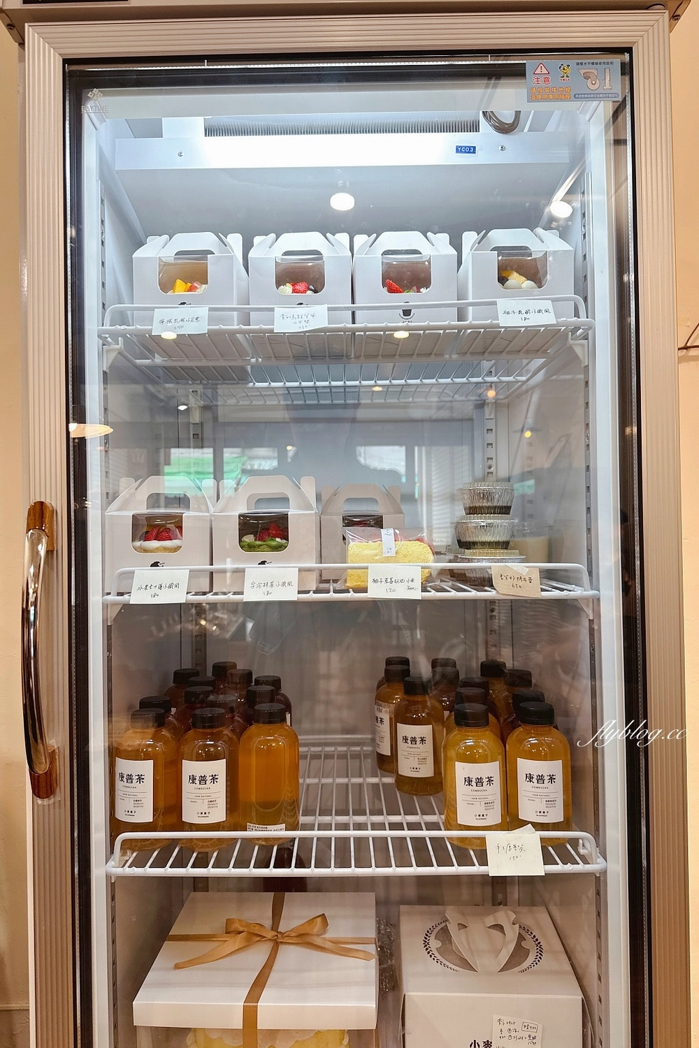 台中南屯｜小麥菓子南光店．台中人氣戚風蛋糕店，近台中烏日高鐵站 @飛天璇的口袋