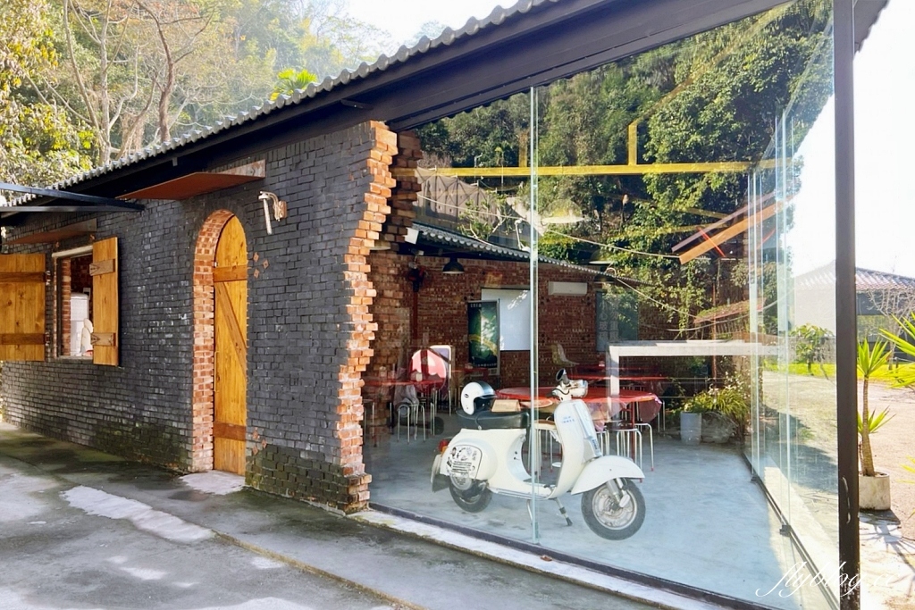 南投漁池|日月潭湖の怪物咖啡,超可愛的紅龜粿下午茶,綜藝節目營業中拍攝地 @飛天璇的口袋 南投漁池|日月潭湖の怪物咖啡,超可愛的紅龜粿下午茶,綜藝節目營業中拍攝地 @飛天璇的口袋