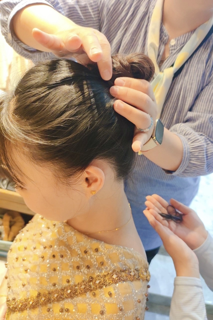 泰國清邁｜塔佩門，觀光客清邁必拍景點，Baan Orjao傳統泰服租借體驗 @飛天璇的口袋