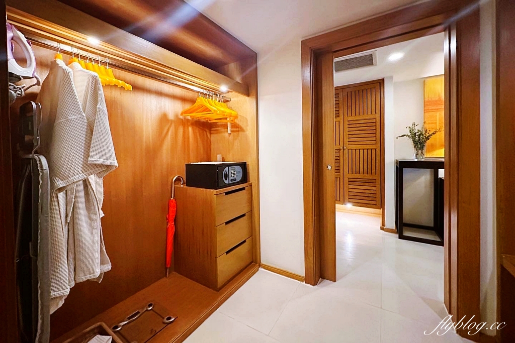 泰國清邁｜dusitD2 Chiang Mai，清邁老城區五星級酒店，門口就是夜市和7-11 @飛天璇的口袋