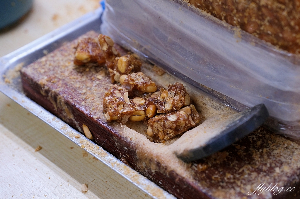 台北中正｜捲捲村花生捲冰淇淋，南機場夜市提拉米蘇花生捲冰淇淋，吃過就知道為何每天大排長龍了 @飛天璇的口袋