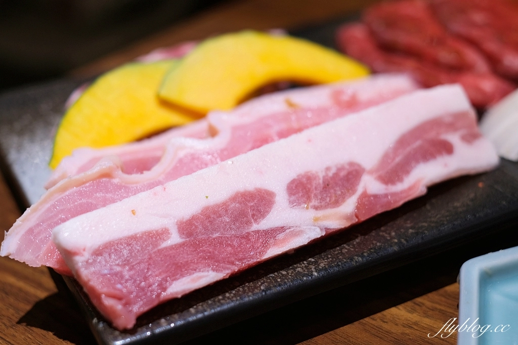 台中東區｜姜滿堂，標榜正宗韓國直火燒肉，生菜小菜自助吧無限續盤(附菜單) @飛天璇的口袋