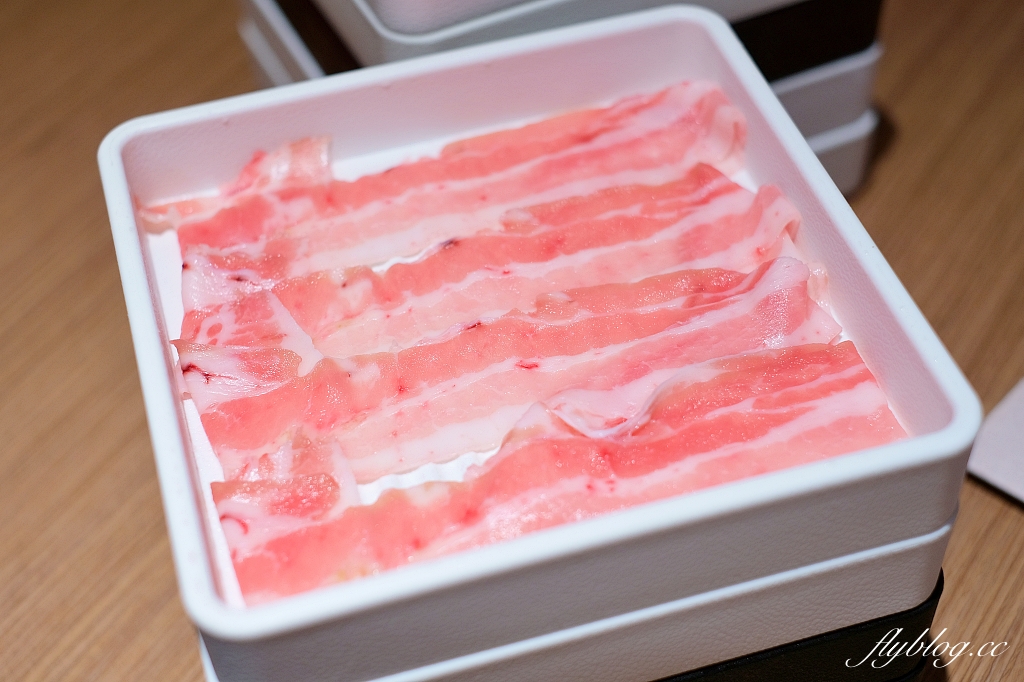 台中東區｜涮之華，498元以上火鍋吃到飽，涮乃葉升級版品牌，Lalaport北館美食推薦 @飛天璇的口袋