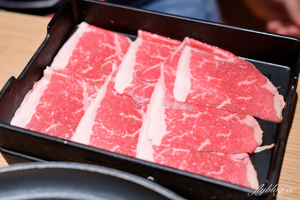 台中東區｜涮之華，498元以上火鍋吃到飽，涮乃葉升級版品牌，Lalaport北館美食推薦 @飛天璇的口袋