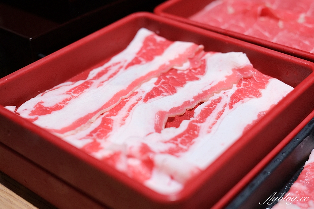 台中東區｜涮之華，498元以上火鍋吃到飽，涮乃葉升級版品牌，Lalaport北館美食推薦 @飛天璇的口袋