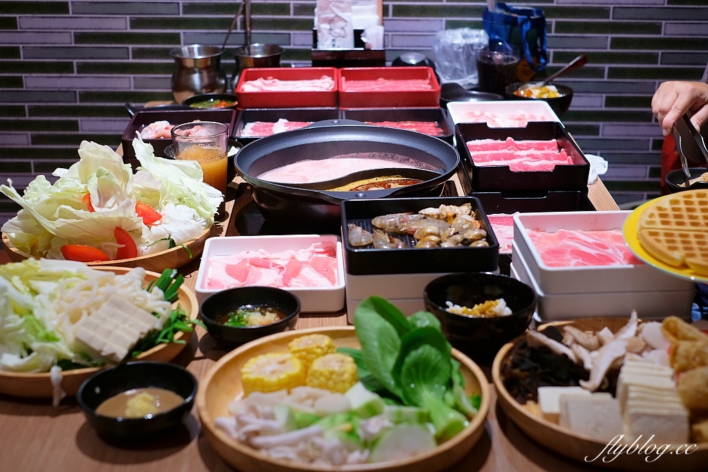 台中東區｜涮之華，498元以上火鍋吃到飽，涮乃葉升級版品牌，Lalaport北館美食推薦 @飛天璇的口袋