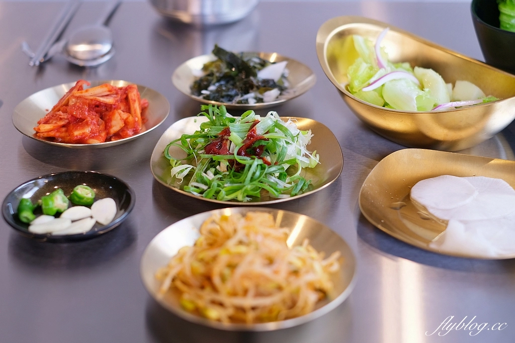 台中東區｜火板大叔十甲店，台中人氣韓式燒肉開二店了，老闆是道地韓國人哦！ @飛天璇的口袋