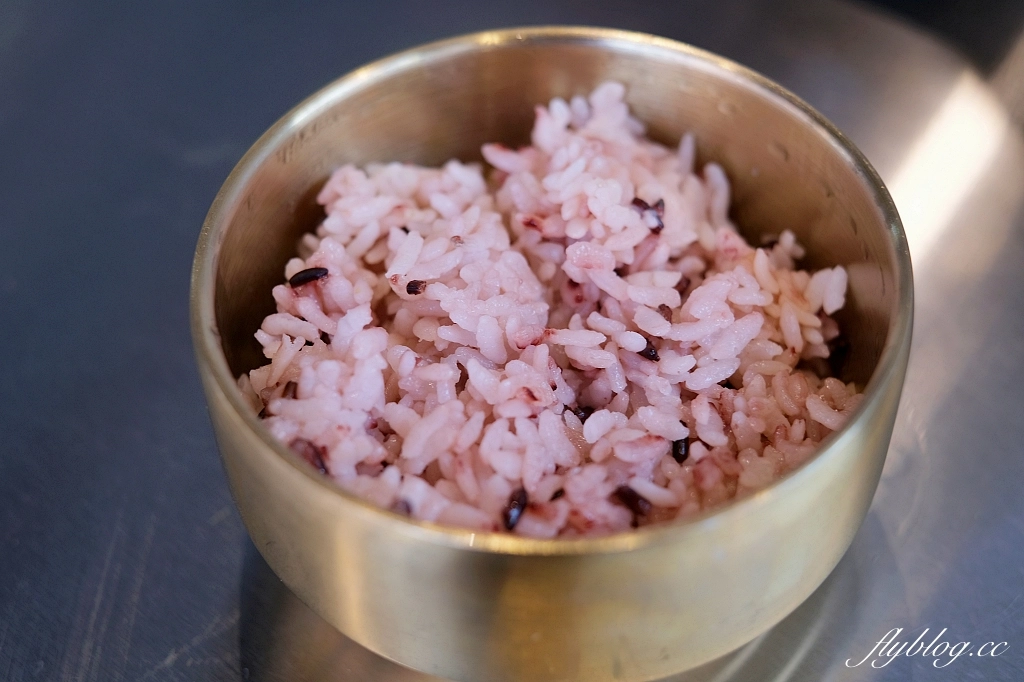 台中東區｜火板大叔十甲店，台中人氣韓式燒肉開二店了，老闆是道地韓國人哦！ @飛天璇的口袋