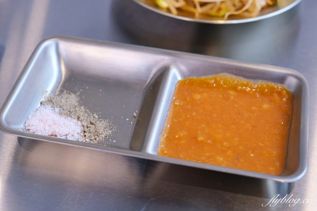 台中東區｜火板大叔十甲店，台中人氣韓式燒肉開二店了，老闆是道地韓國人哦！ @飛天璇的口袋