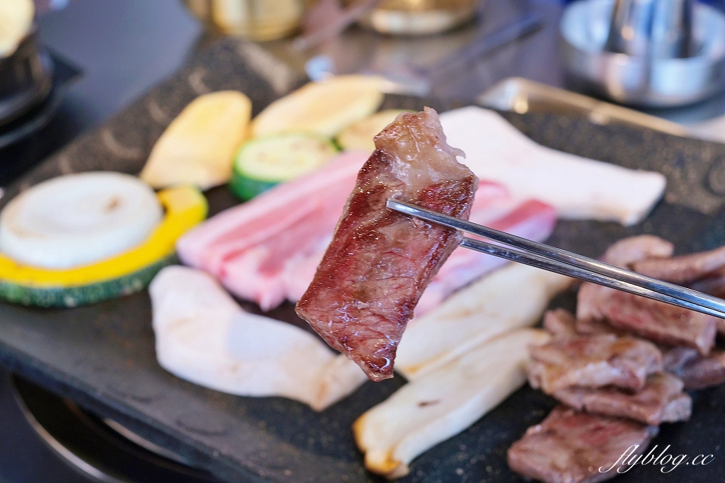 台中東區｜火板大叔十甲店，台中人氣韓式燒肉開二店了，老闆是道地韓國人哦！ @飛天璇的口袋