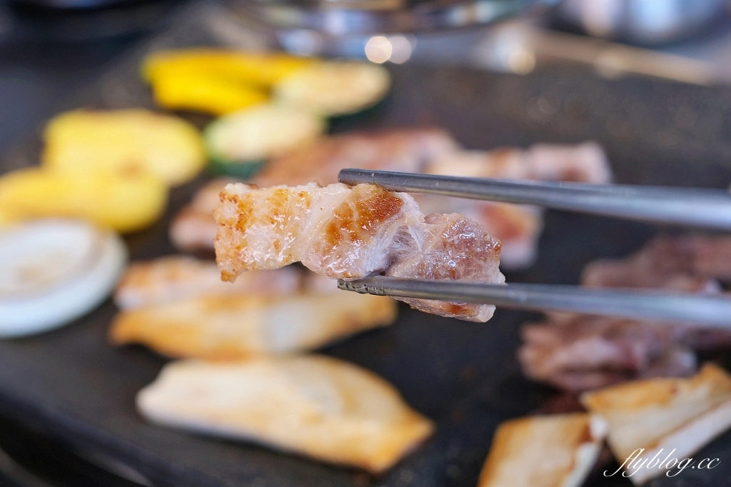 台中東區｜火板大叔十甲店，台中人氣韓式燒肉開二店了，老闆是道地韓國人哦！ @飛天璇的口袋