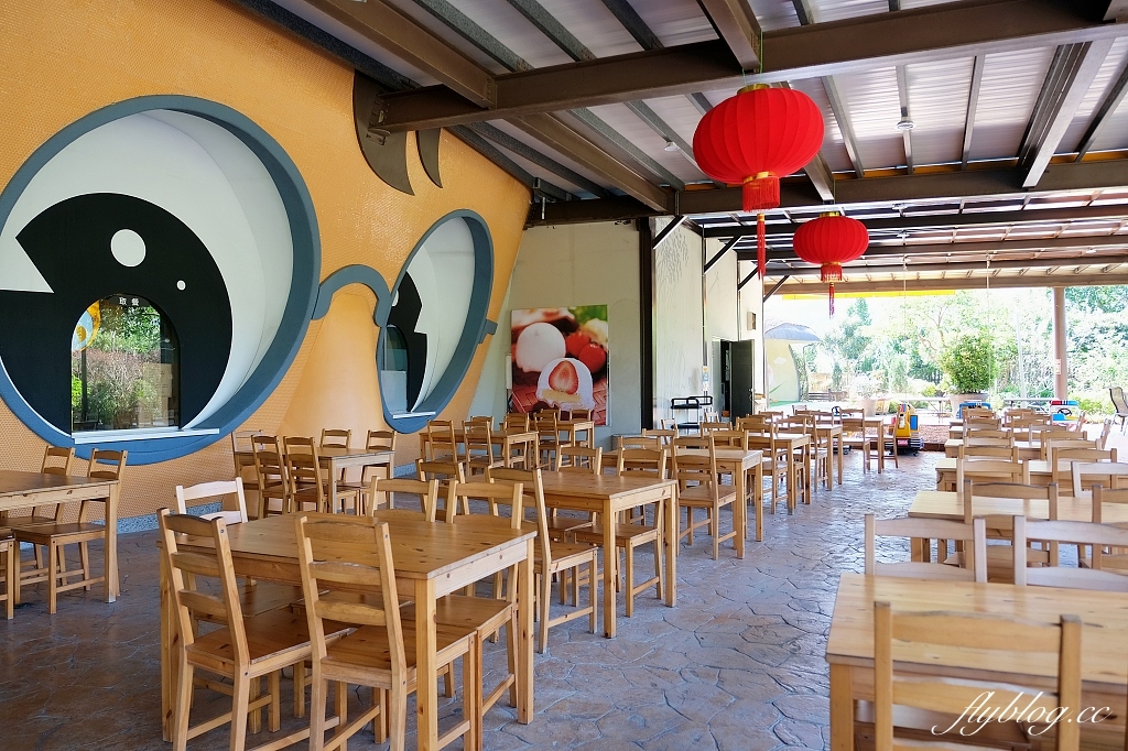 宜蘭蘇澳｜一米特米食點心觀光工廠，夏天泡冷泉、玩樹屋，還可以DIY雪莓娘、買伴手禮 @飛天璇的口袋