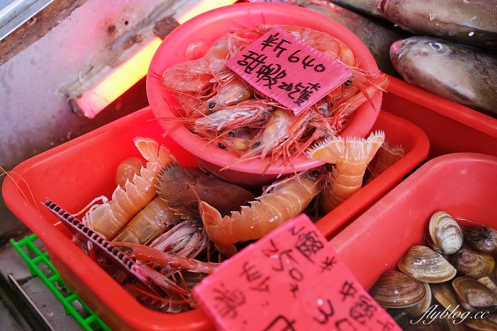 宜蘭蘇澳｜味珍活海鮮，南方澳人氣海鮮餐廳，點餐就免費送生魚片 @飛天璇的口袋