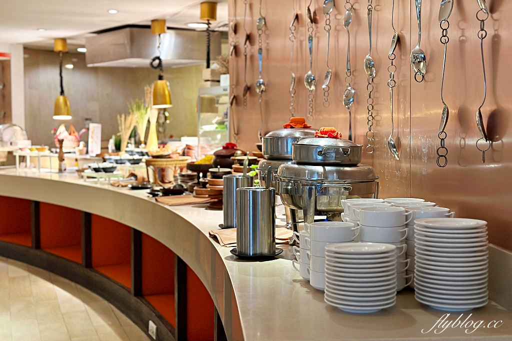 泰國清邁｜dusitD2 Chiang Mai，清邁老城區五星級酒店，門口就是夜市和7-11 @飛天璇的口袋