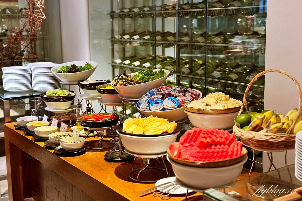 泰國清邁｜dusitD2 Chiang Mai，清邁老城區五星級酒店，門口就是夜市和7-11 @飛天璇的口袋