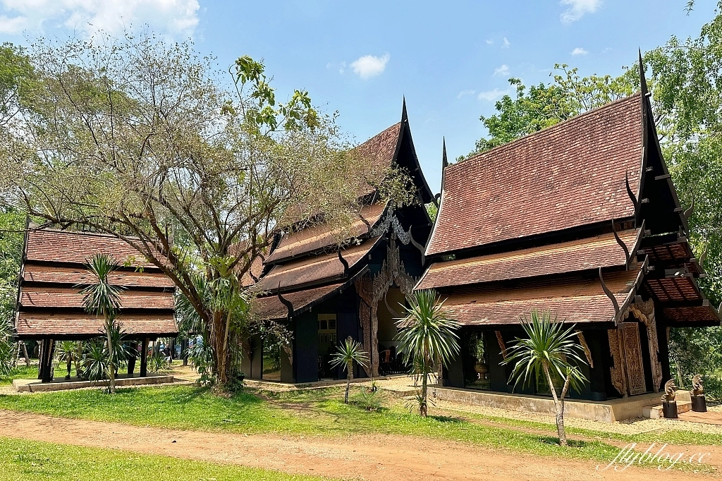 泰國清萊｜清邁一日遊，白廟、黑廟、藍廟和長頸族村，欣賞清萊的建築藝術 @飛天璇的口袋