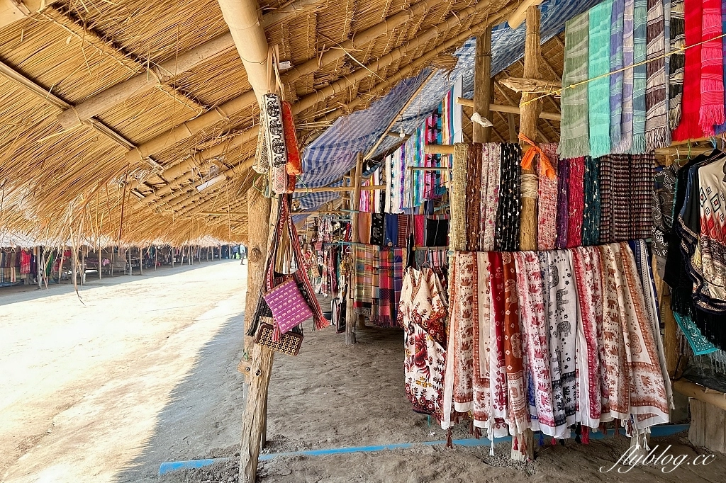 泰國清萊｜清邁一日遊，白廟、黑廟、藍廟和長頸族村，欣賞清萊的建築藝術 @飛天璇的口袋