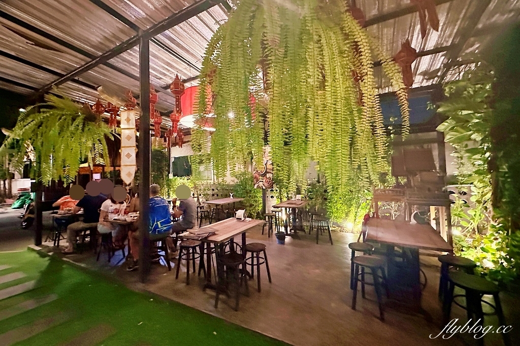 泰國清邁｜KAO SOY NIMMAN，清邁必吃泰北咖哩麵，連續多年米其林必比登推薦 @飛天璇的口袋