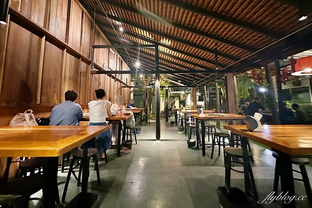 泰國清邁｜KAO SOY NIMMAN，清邁必吃泰北咖哩麵，連續多年米其林必比登推薦 @飛天璇的口袋