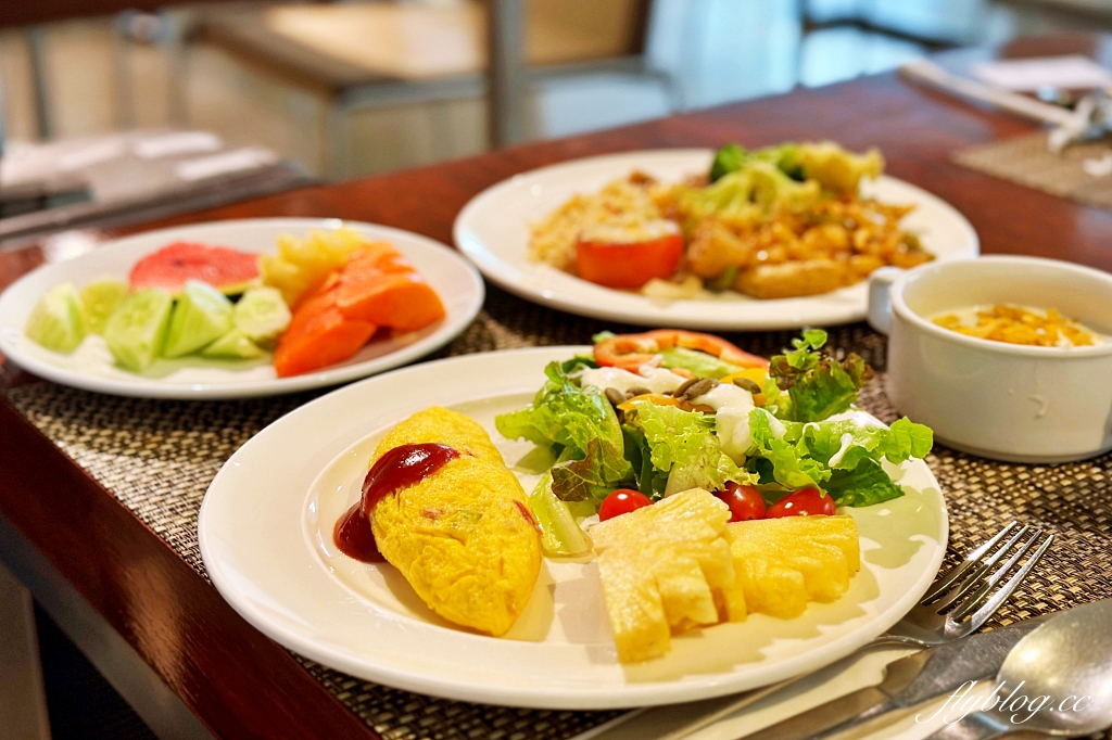 泰國清邁｜dusitD2 Chiang Mai，清邁老城區五星級酒店，門口就是夜市和7-11 @飛天璇的口袋