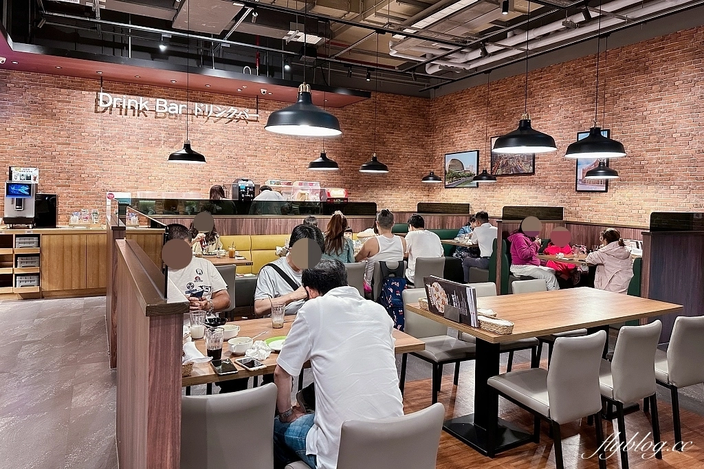 台中東區｜橫濱牛排．台中獨家，半自助百匯沙拉吧吃到飽，台中LaLaport北館美食(附菜單) @飛天璇的口袋