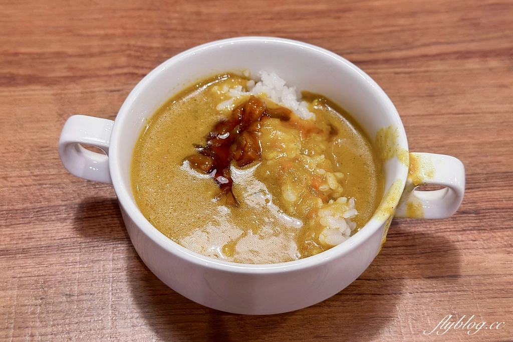 台中東區｜橫濱牛排．台中獨家，半自助百匯沙拉吧吃到飽，台中LaLaport北館美食(附菜單) @飛天璇的口袋