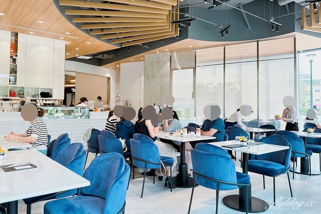 台中東區｜Lady M，來自美國紐約的殿堂級千層蛋糕，台中Lalaport北館美食(附菜單) @飛天璇的口袋