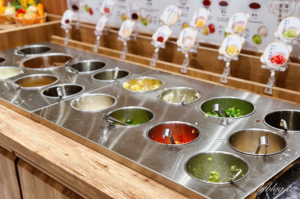 台中東區｜涮之華，498元以上火鍋吃到飽，涮乃葉升級版品牌，Lalaport北館美食推薦 @飛天璇的口袋