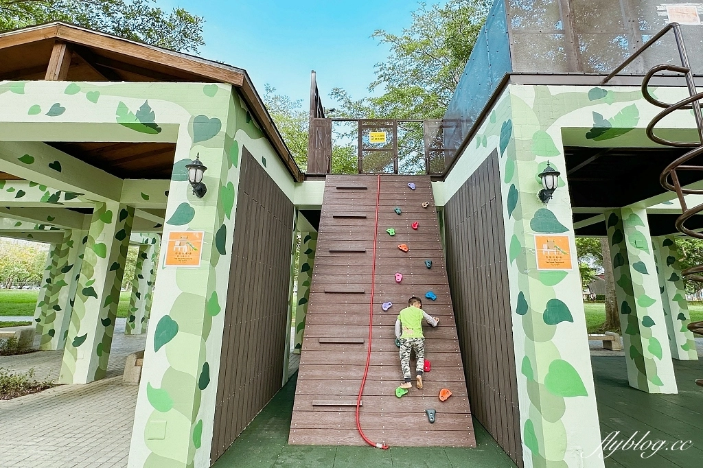 台中南屯｜豐富公園，充滿綠意的共融遊戲場，以穿山甲和樂活樹屋為特色 @飛天璇的口袋