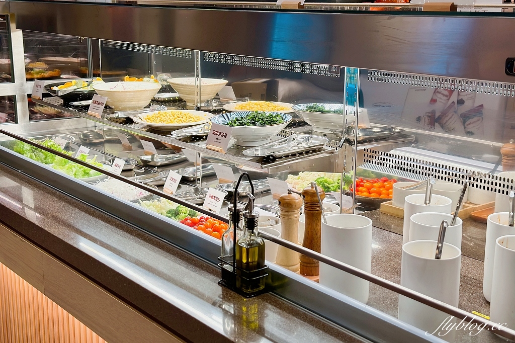 台中東區｜高木和牛食堂．乾杯集團新品牌，日風野菜自助吧吃到飽，LaLaport北館美食(附菜單) @飛天璇的口袋