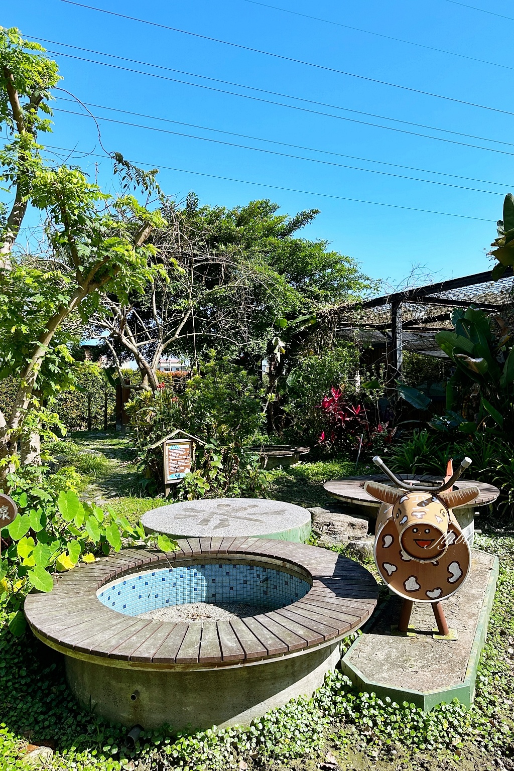 宜蘭蘇澳｜一米特米食點心觀光工廠，夏天泡冷泉、玩樹屋，還可以DIY雪莓娘、買伴手禮 @飛天璇的口袋