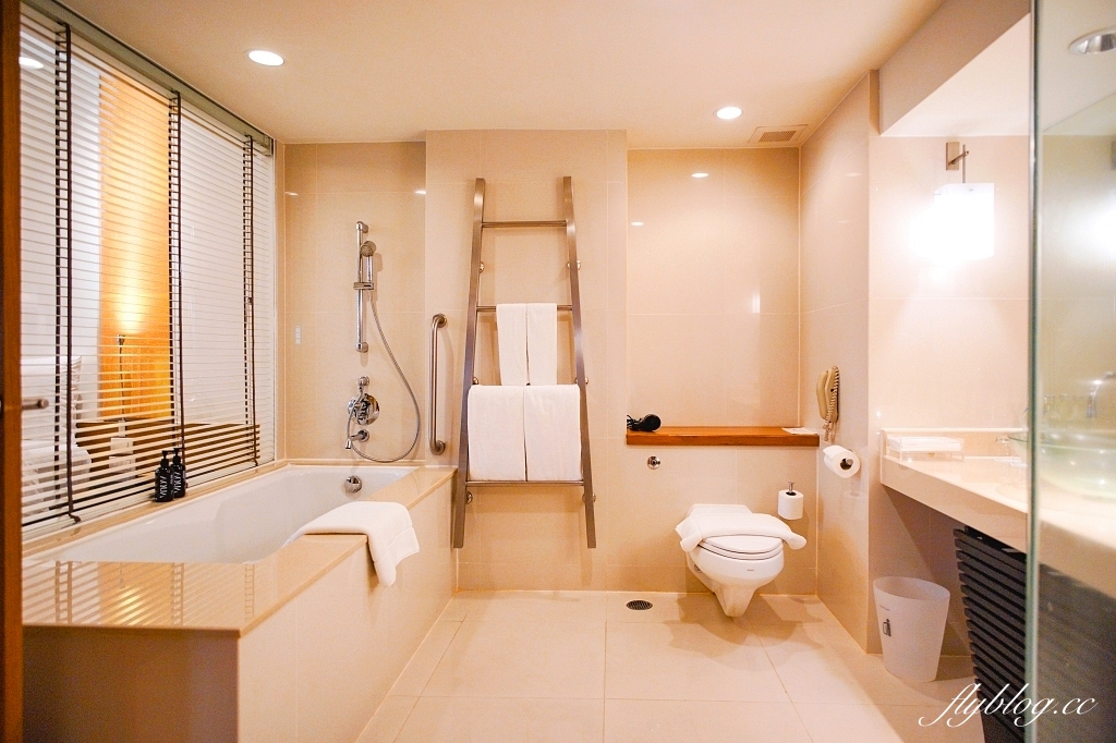 泰國清邁｜dusitD2 Chiang Mai，清邁老城區五星級酒店，門口就是夜市和7-11 @飛天璇的口袋