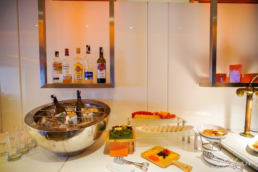 泰國清邁｜dusitD2 Chiang Mai，清邁老城區五星級酒店，門口就是夜市和7-11 @飛天璇的口袋